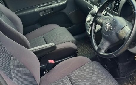 Toyota Wish II, 2005 год, 700 000 рублей, 8 фотография