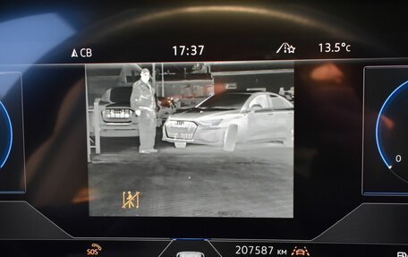 Volkswagen Touareg III, 2020 год, 4 630 000 рублей, 10 фотография
