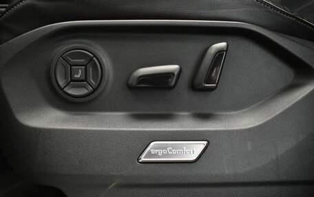 Volkswagen Touareg III, 2020 год, 4 630 000 рублей, 18 фотография