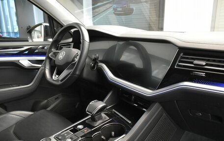 Volkswagen Touareg III, 2020 год, 4 630 000 рублей, 29 фотография
