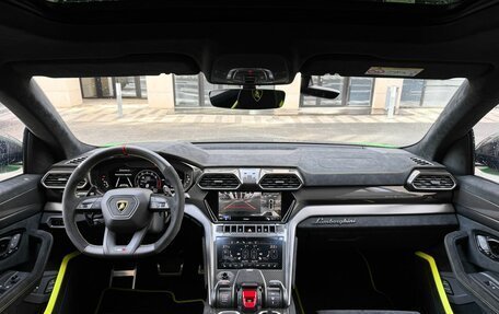 Lamborghini Urus I, 2023 год, 30 990 000 рублей, 2 фотография