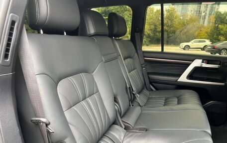 Toyota Land Cruiser 200, 2020 год, 9 500 000 рублей, 16 фотография