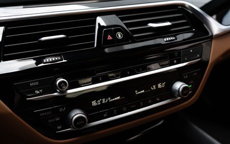 BMW 5 серия, 2018 год, 4 200 000 рублей, 15 фотография