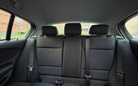 BMW 1 серия, 2009 год, 650 000 рублей, 15 фотография
