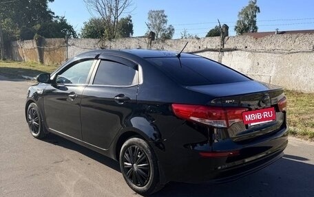 KIA Rio III рестайлинг, 2016 год, 800 000 рублей, 18 фотография