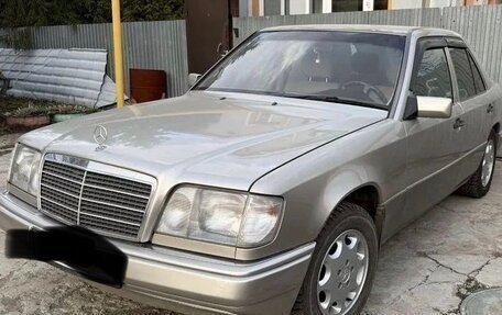 Mercedes-Benz E-Класс, 1994 год, 900 000 рублей, 7 фотография