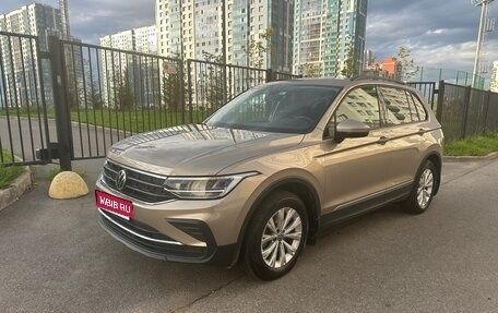 Volkswagen Tiguan II, 2021 год, 3 100 000 рублей, 1 фотография
