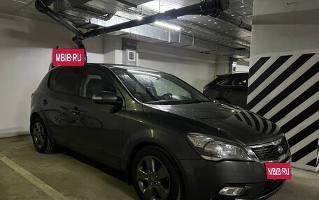 KIA cee'd I рестайлинг, 2011 год, 800 000 рублей, 2 фотография