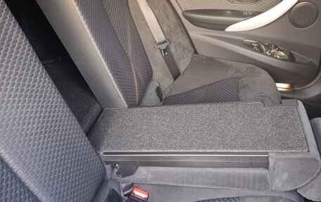 BMW 3 серия, 2018 год, 3 100 000 рублей, 10 фотография