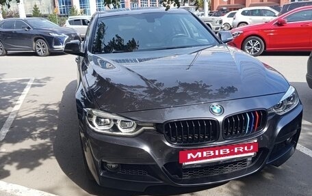 BMW 3 серия, 2018 год, 3 100 000 рублей, 16 фотография
