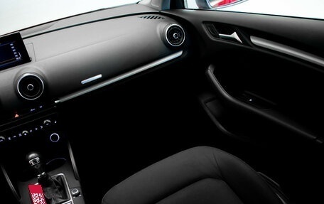 Audi A3, 2019 год, 2 250 000 рублей, 23 фотография