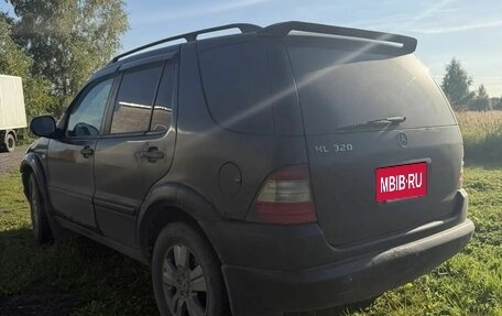 Mercedes-Benz M-Класс, 2000 год, 450 000 рублей, 2 фотография