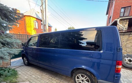 Volkswagen Caravelle T5, 2008 год, 1 200 000 рублей, 3 фотография