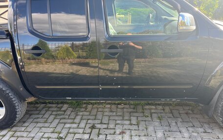 Nissan Navara (Frontier), 2010 год, 1 200 000 рублей, 5 фотография