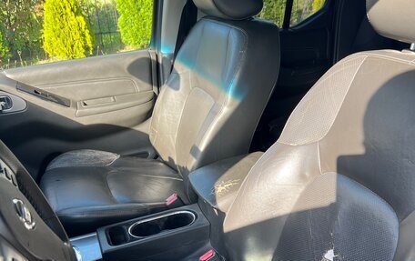 Nissan Navara (Frontier), 2010 год, 1 200 000 рублей, 14 фотография
