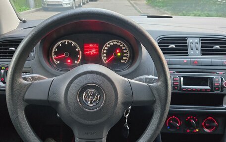 Volkswagen Polo VI (EU Market), 2011 год, 750 000 рублей, 9 фотография