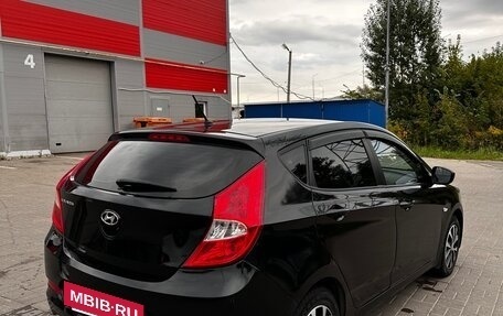 Hyundai Solaris II рестайлинг, 2016 год, 760 000 рублей, 4 фотография
