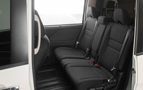 Nissan Serena IV, 2019 год, 1 999 000 рублей, 7 фотография