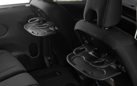 Nissan Serena IV, 2019 год, 1 999 000 рублей, 16 фотография