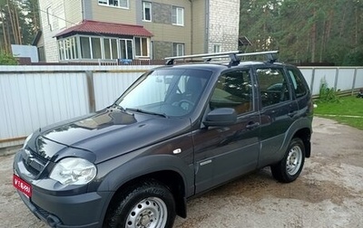 Chevrolet Niva I рестайлинг, 2018 год, 730 000 рублей, 1 фотография
