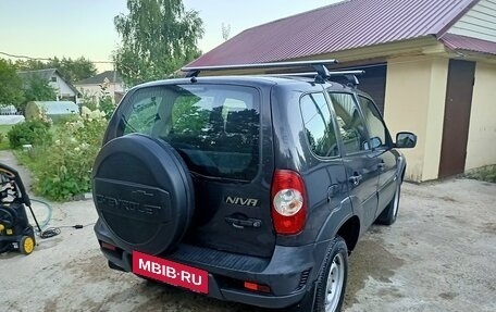 Chevrolet Niva I рестайлинг, 2018 год, 730 000 рублей, 4 фотография