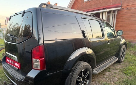 Nissan Pathfinder, 2011 год, 1 550 000 рублей, 5 фотография