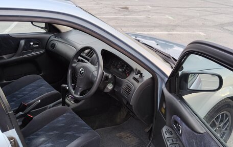 Mazda Familia, 2000 год, 400 000 рублей, 9 фотография