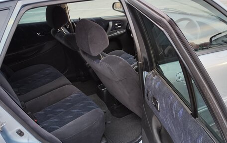 Mazda Familia, 2000 год, 400 000 рублей, 11 фотография