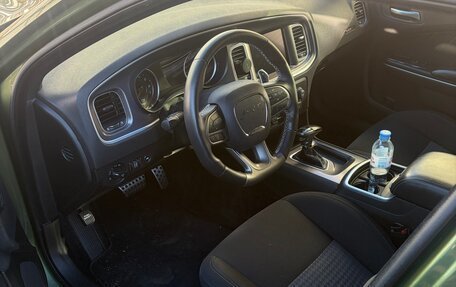 Dodge Charger, 2020 год, 5 500 000 рублей, 10 фотография