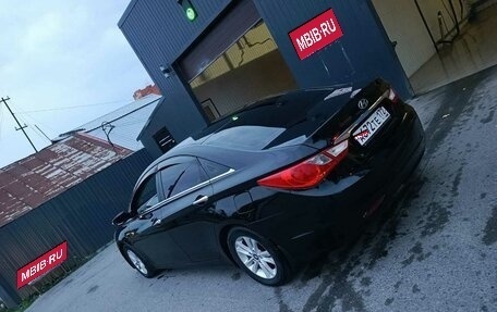 Hyundai Sonata VI, 2010 год, 999 000 рублей, 9 фотография