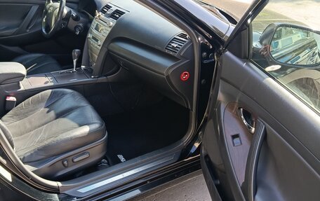 Toyota Camry, 2008 год, 1 200 000 рублей, 17 фотография