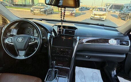 Toyota Camry, 2016 год, 1 950 000 рублей, 12 фотография