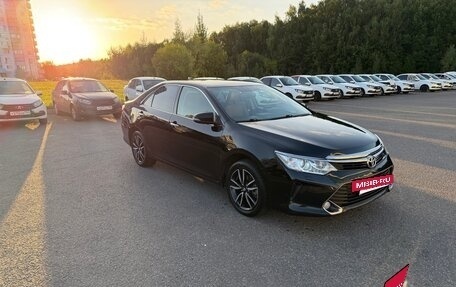 Toyota Camry, 2016 год, 1 950 000 рублей, 3 фотография