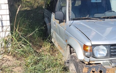 Mitsubishi Pajero III рестайлинг, 1995 год, 150 000 рублей, 2 фотография