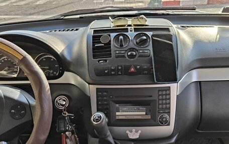 Mercedes-Benz Viano, 2013 год, 2 200 000 рублей, 4 фотография