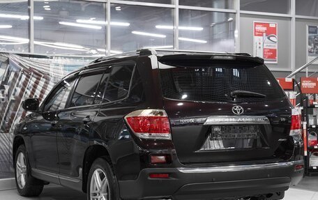 Toyota Highlander III, 2012 год, 1 899 000 рублей, 4 фотография