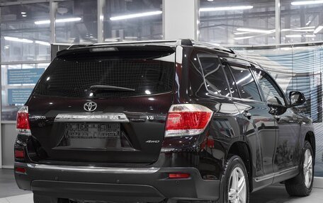 Toyota Highlander III, 2012 год, 1 899 000 рублей, 6 фотография