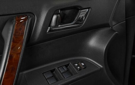 Toyota Highlander III, 2012 год, 1 899 000 рублей, 15 фотография