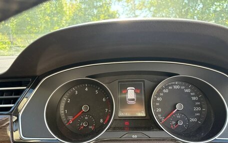 Volkswagen Passat B8 рестайлинг, 2015 год, 1 700 000 рублей, 11 фотография