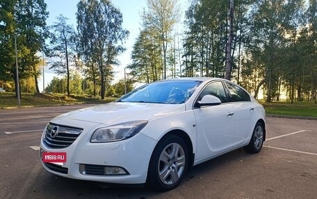 Opel Insignia II рестайлинг, 2010 год, 870 000 рублей, 3 фотография