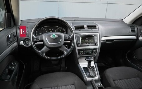 Skoda Octavia, 2011 год, 984 000 рублей, 6 фотография