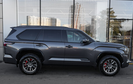 Toyota Sequoia, 2022 год, 11 845 000 рублей, 4 фотография