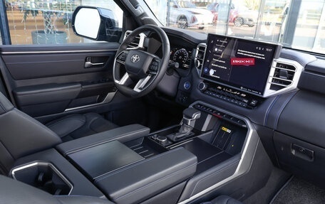 Toyota Sequoia, 2022 год, 11 845 000 рублей, 10 фотография