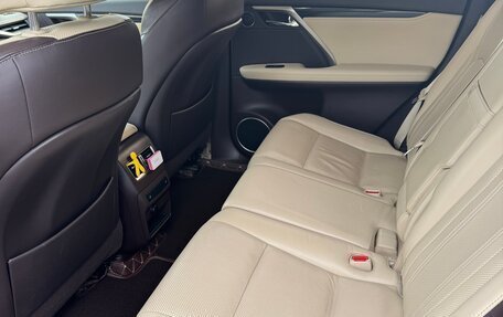 Lexus RX IV рестайлинг, 2016 год, 4 600 000 рублей, 23 фотография