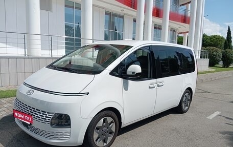 Hyundai Staria, 2022 год, 3 700 000 рублей, 8 фотография