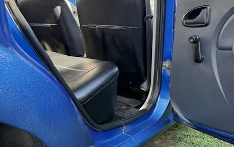Renault Logan I, 2006 год, 300 000 рублей, 6 фотография