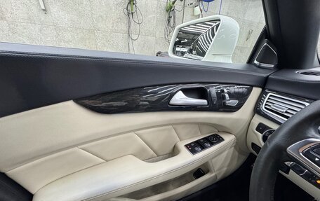Mercedes-Benz CLS, 2016 год, 3 600 000 рублей, 34 фотография