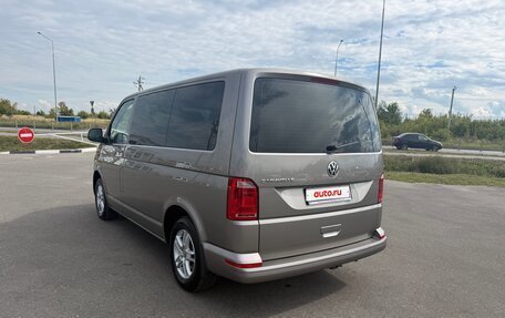Volkswagen Caravelle T6 рестайлинг, 2019 год, 3 700 000 рублей, 12 фотография