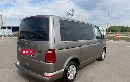 Volkswagen Caravelle T6 рестайлинг, 2019 год, 3 700 000 рублей, 14 фотография