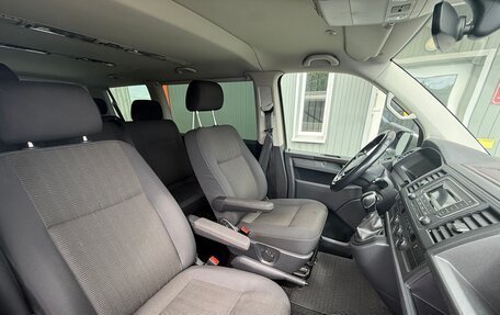 Volkswagen Caravelle T6 рестайлинг, 2019 год, 3 700 000 рублей, 18 фотография